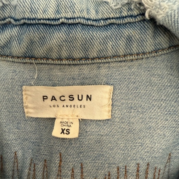 PacSun Light Blue Denim Jacket - Picture 3 of 11